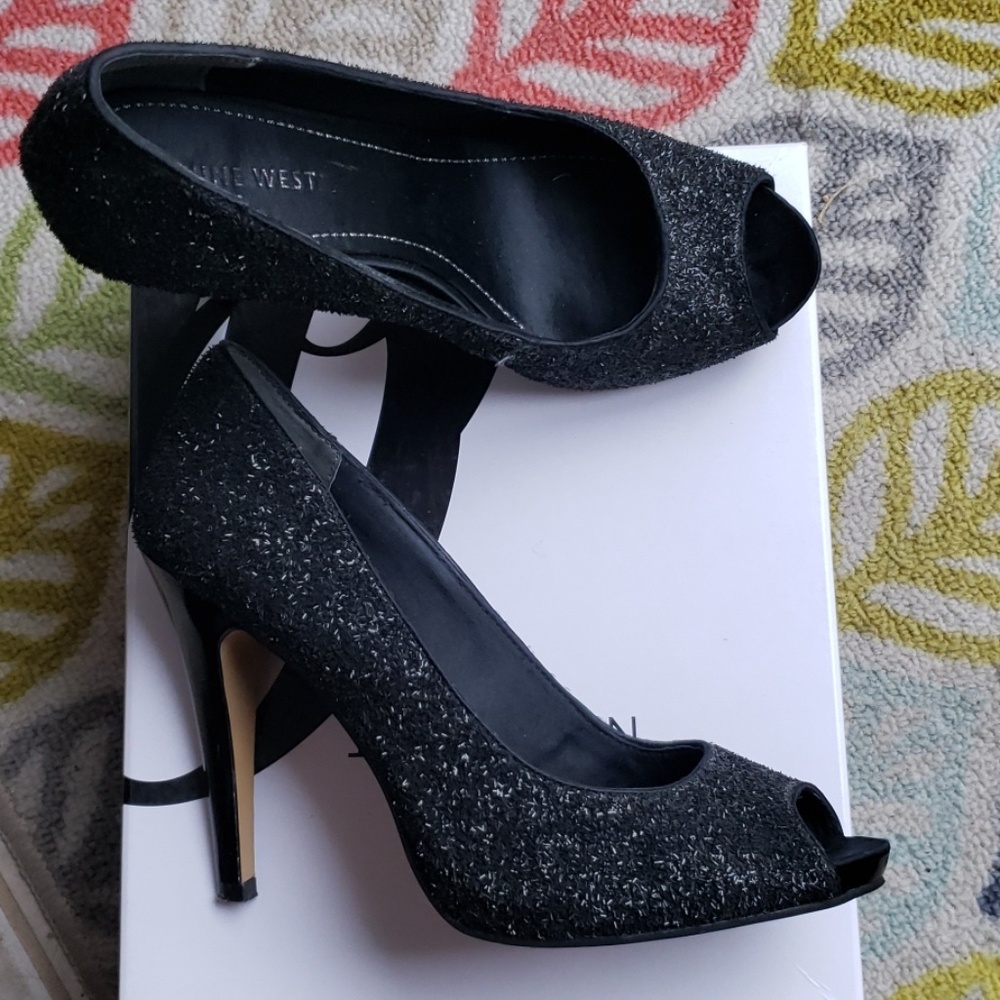 Nine West Escher Peep Toe Pumps - Picture 3 of 4